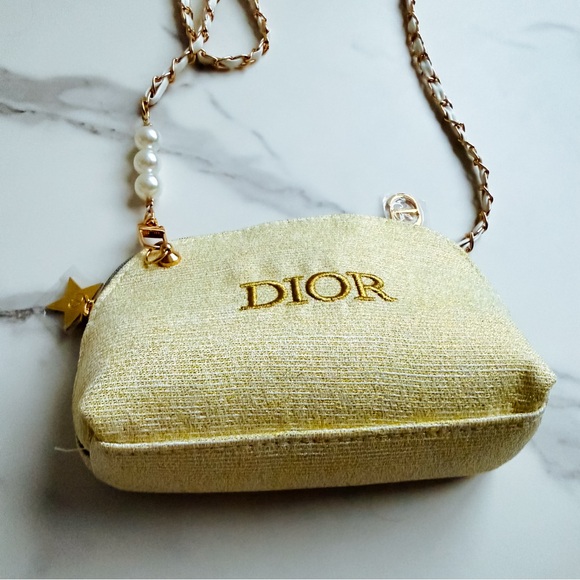 Dior Beaute VIP pouch as crossbody - Picture 8 of 13